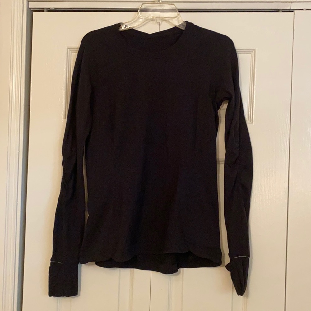 Lululemon size 8 warm running shirt, worn once